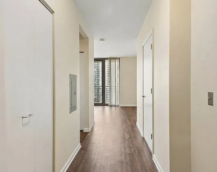 630 N State St #2001 — Photo 2