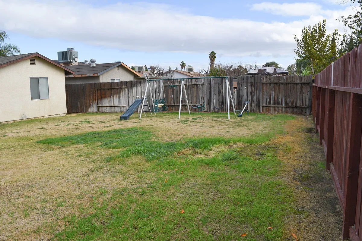 Building Photo - 4809 Millbrook Way