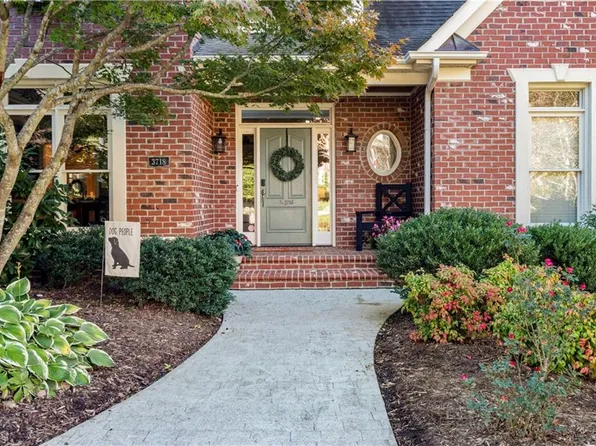 3718 Burbank Ln, Winston Salem, NC 27106