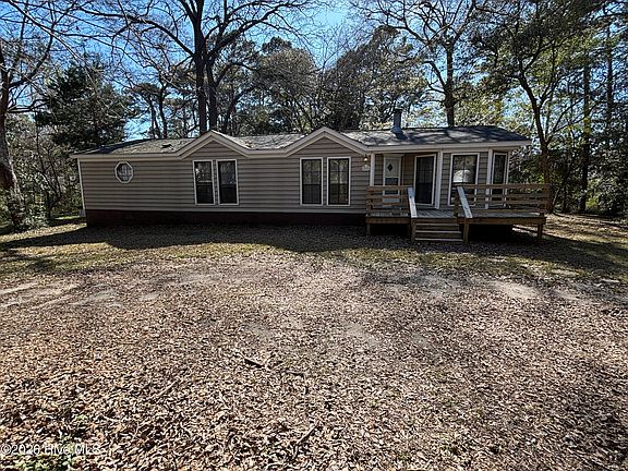 2nd image of 649 Beachwood Dr SE