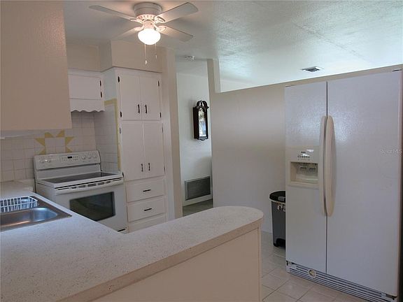5th image of 3162 57th St N