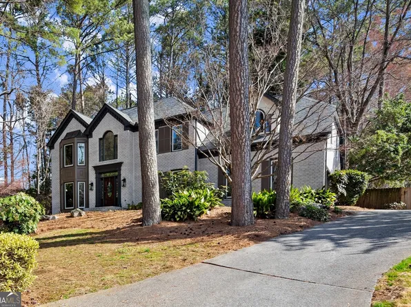 203 Northside Dr NW, Kennesaw, GA 30144