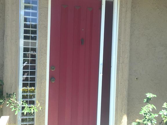 3rd image of 325 N Sprucewood Ave
