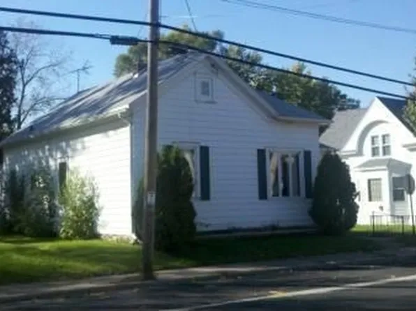 401 S Mill St, Hortonville, WI 54944