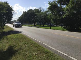 1817 W Cedar Bayou Lynchburg Rd, Baytown, TX 77521