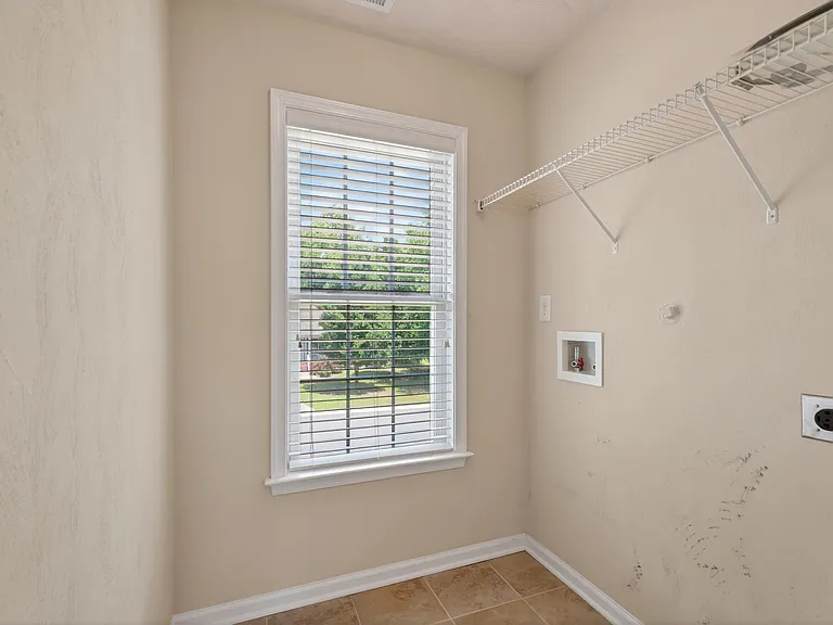 23020 Britt Way — Photo 12