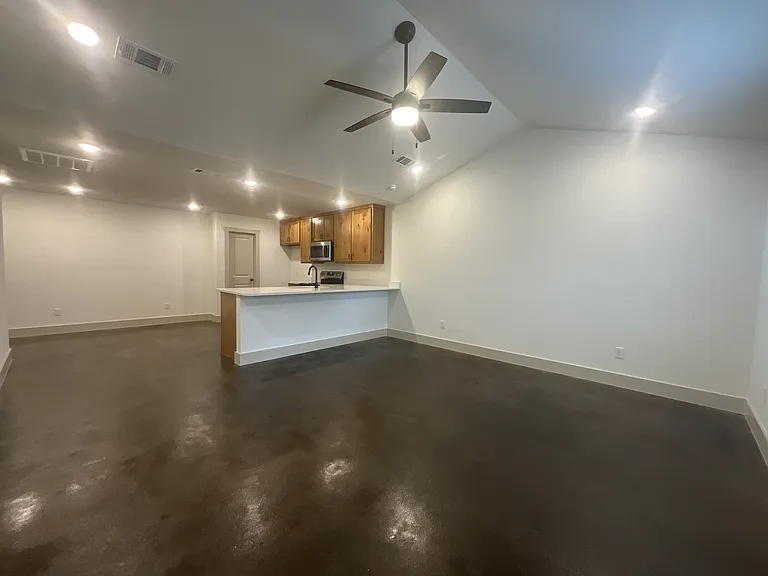 543 Bradburn Rd #100 — Photo 5