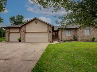 2500 S 14th Ave, Ozark, MO 65721