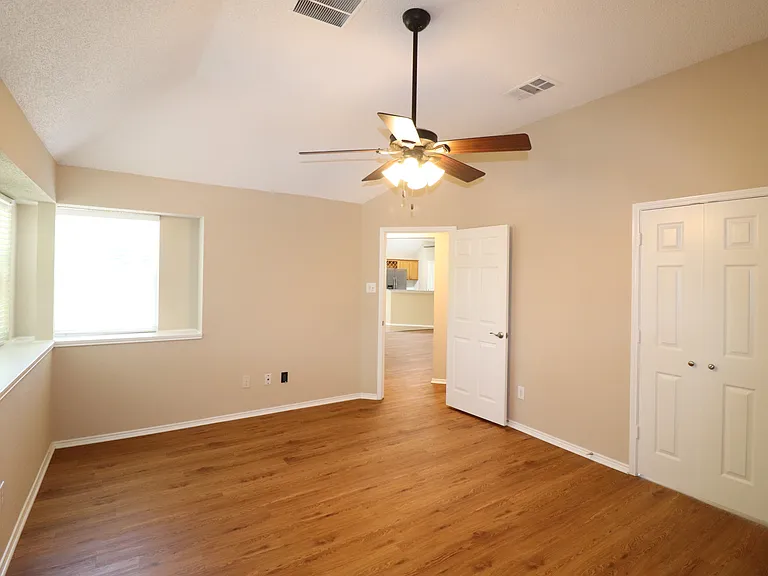 3711 Sycamore Ln — Photo 18