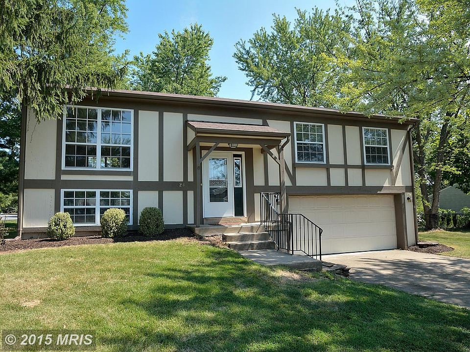 1st image of 1240 Summerfield Dr