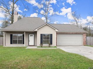 34933 Eagle Ridge Dr, Denham Springs, LA 70706