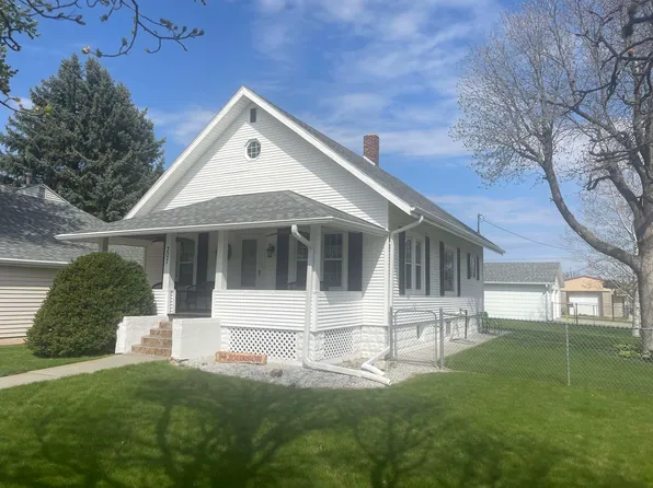 307 Ontario Ave, Elwood, NE 68937