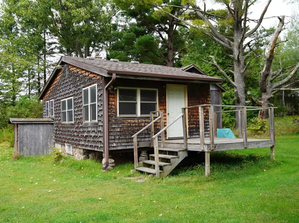 N5586 Andys Rd, Glen Flora, WI 54526