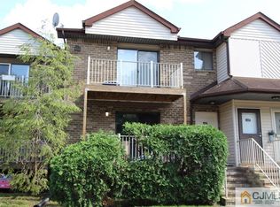 4413 Birchwood Ct, North Brunswick, NJ 08902