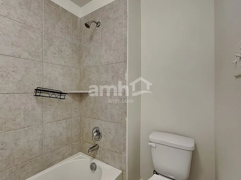 920 Summer Stream Rd — Photo 15