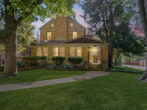1246 S Delaware Avenue, Springfield, MO 65804