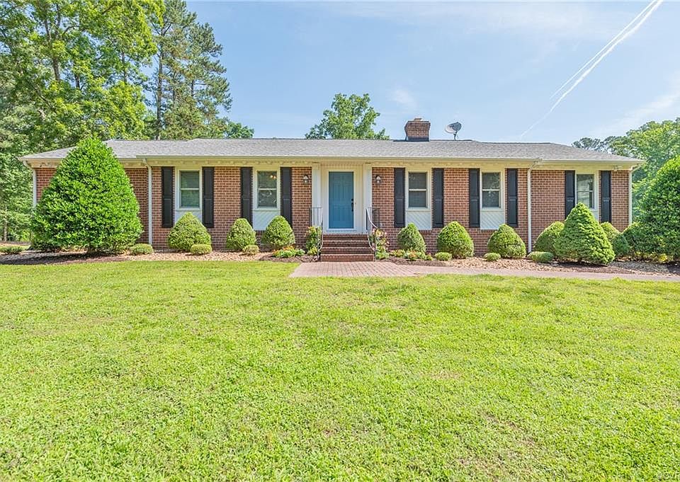 1st image of 18610 Goode Ln