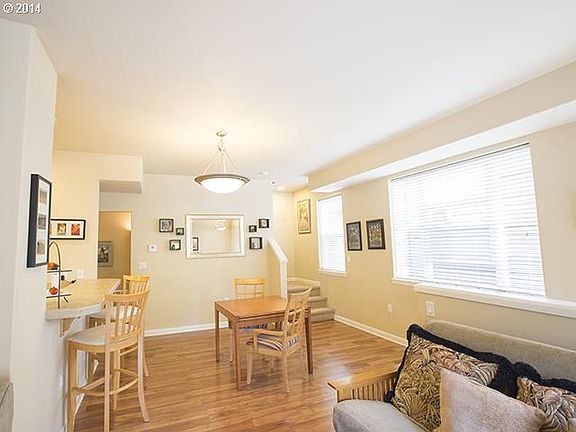 2nd image of 10925 SW Briarwood Pl