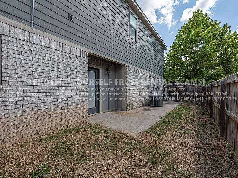 1286 N Corsica Dr — Photo 19