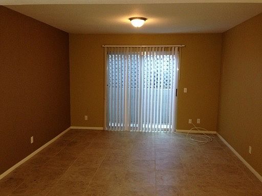 1st image of 842 Sinkler Way APT G