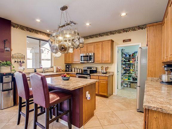3rd image of 2696 E Elmwood Pl