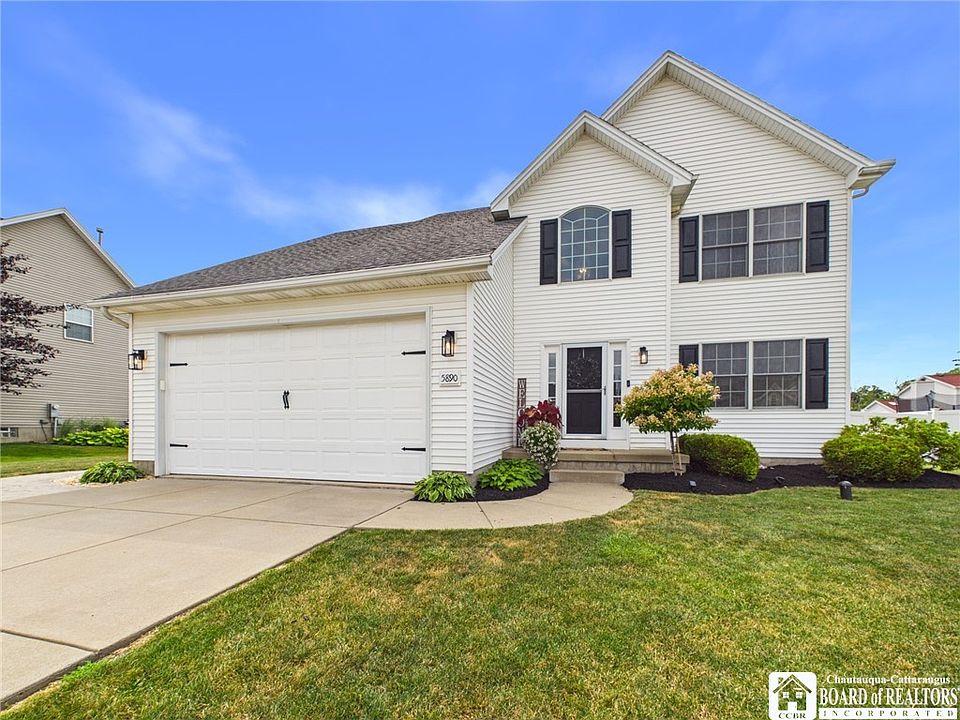 1st image of 5890 Pinehurst Ct