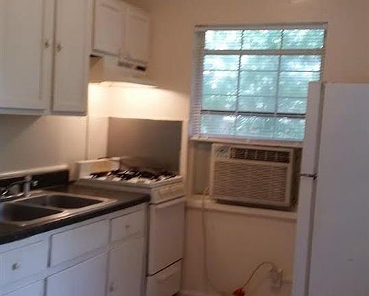 3rd image of 1105 N S St #(a)
