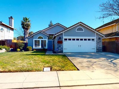 6066 Creek Bend Dr, Riverbank, CA, 95367