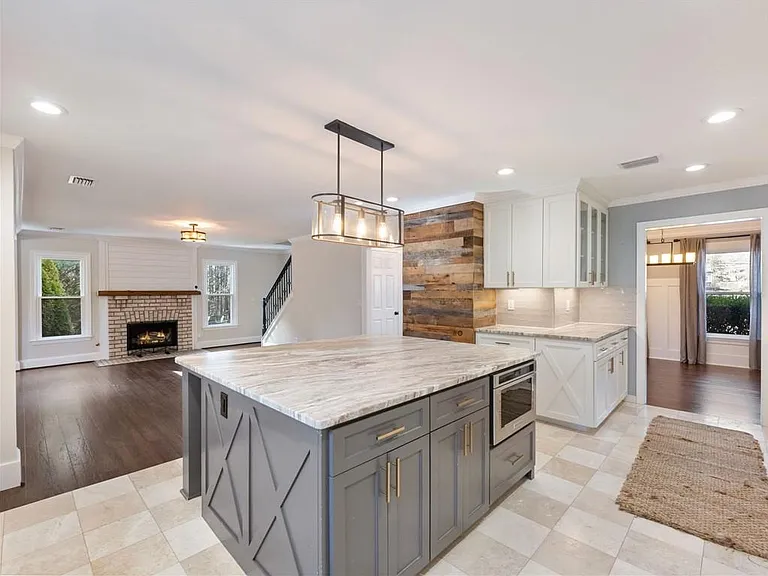 3965 Hamilton View Way — Photo 24