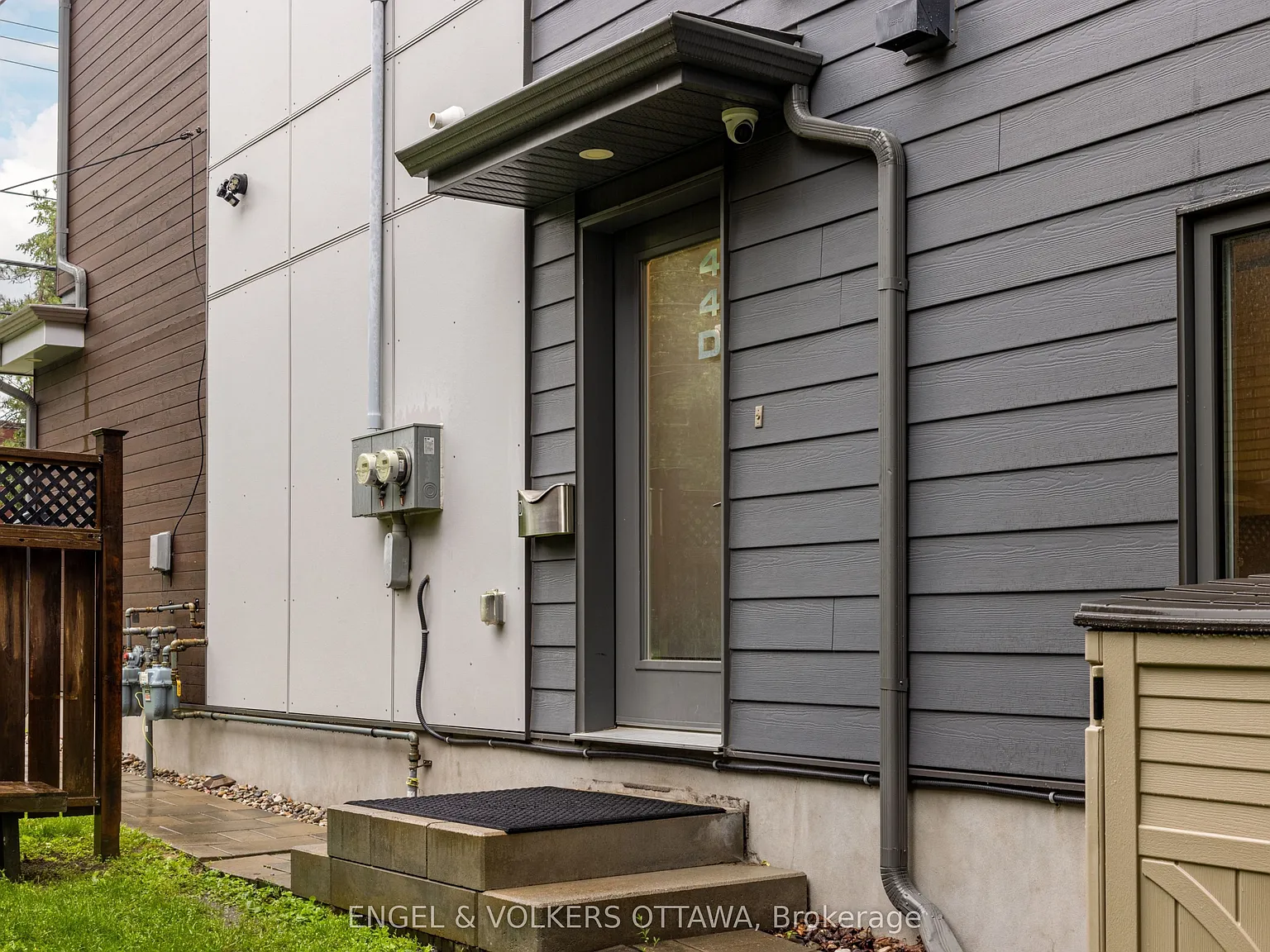 2 bed, $3,350 — Photo 4