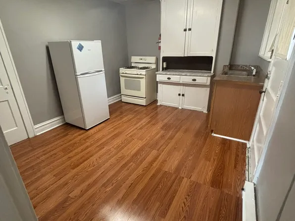 1725 Revere St, Harrisburg, PA 17104