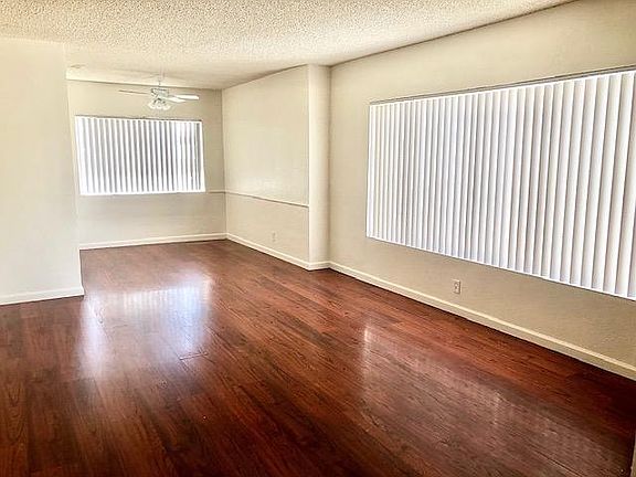 3rd image of 44142 Hardwood Ave