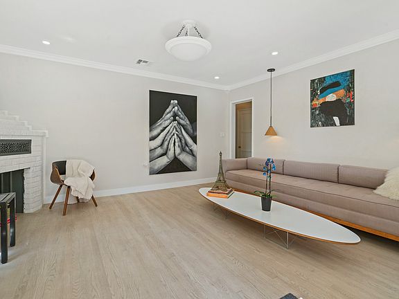 4th image of 5632 Ventura Canyon Ave #5632