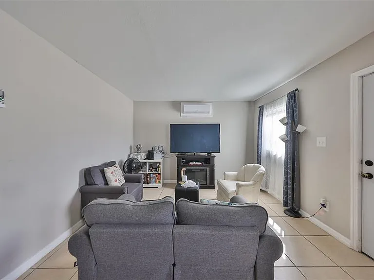 11708 Balm Riverview Rd — Photo 15
