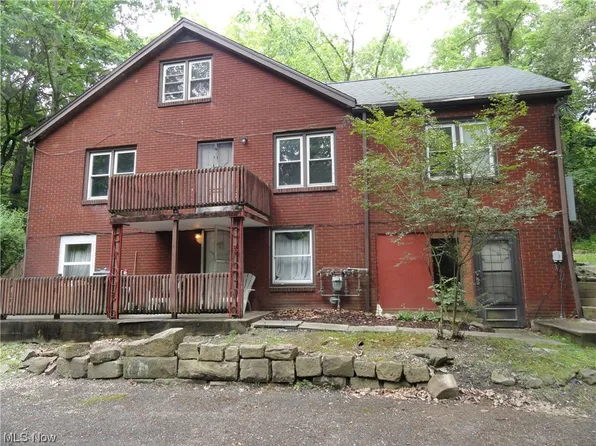 1921 Eldersville Rd, Follansbee, WV 26037
