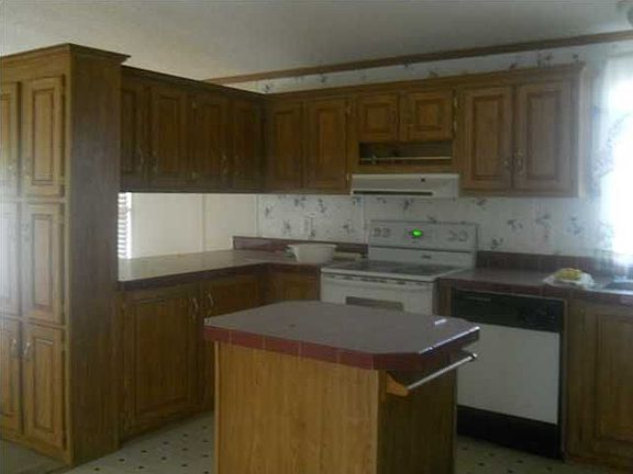 3rd image of 1055 Declouet Hwy