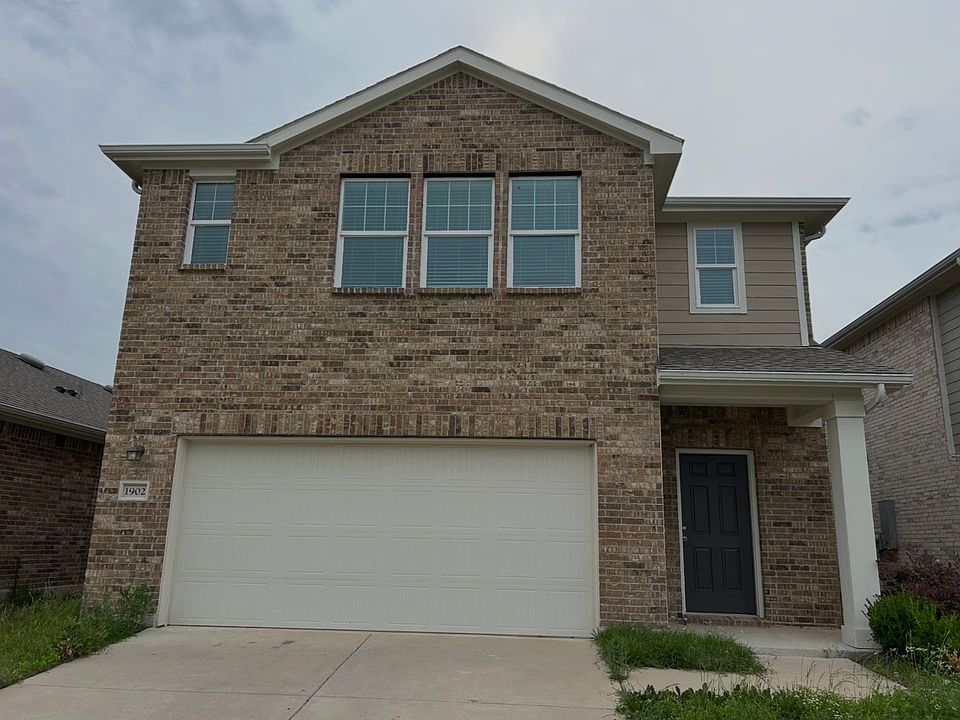 1st image of 1902 Marquette Dr