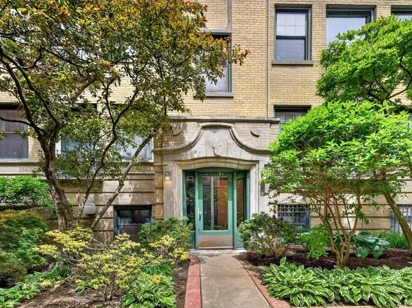 7033 N Sheridan Rd #G, Chicago, IL 60626
