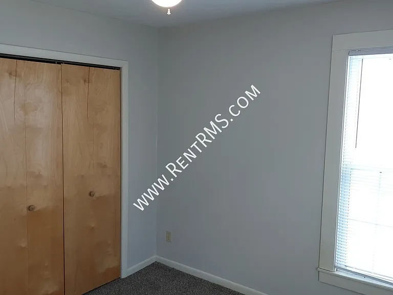 1614 SW College Ave #C — Photo 10
