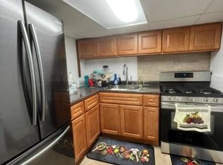 39 Van Ness Pl, Newark, NJ 07108