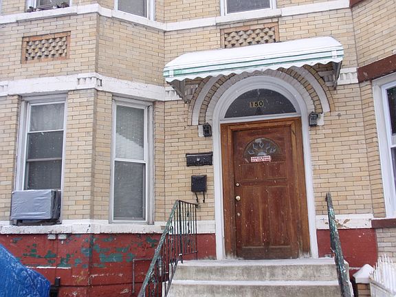 2nd image of 150 Winthrop St #2