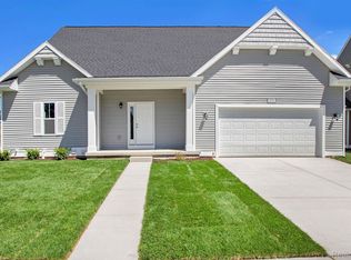 366 Dorchester Dr, Howell, MI 48855