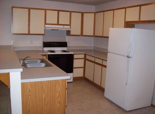 6842B 5th Ct SE, Lacey, WA 98503
