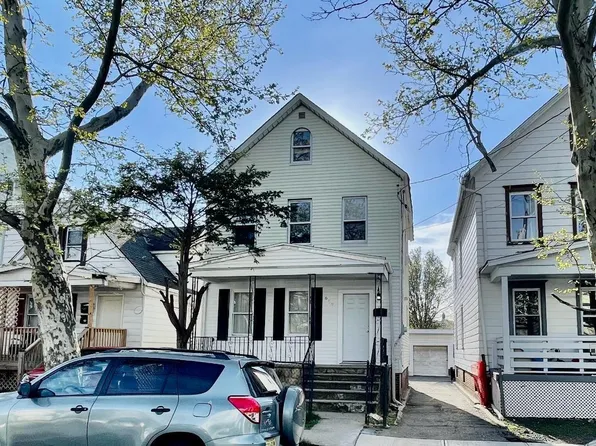 652 Charles St, Perth Amboy, NJ 08861
