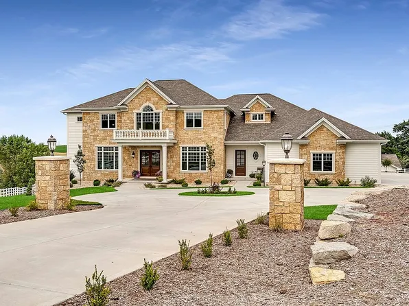 4908 Winners Cir, Middleton, WI 53562