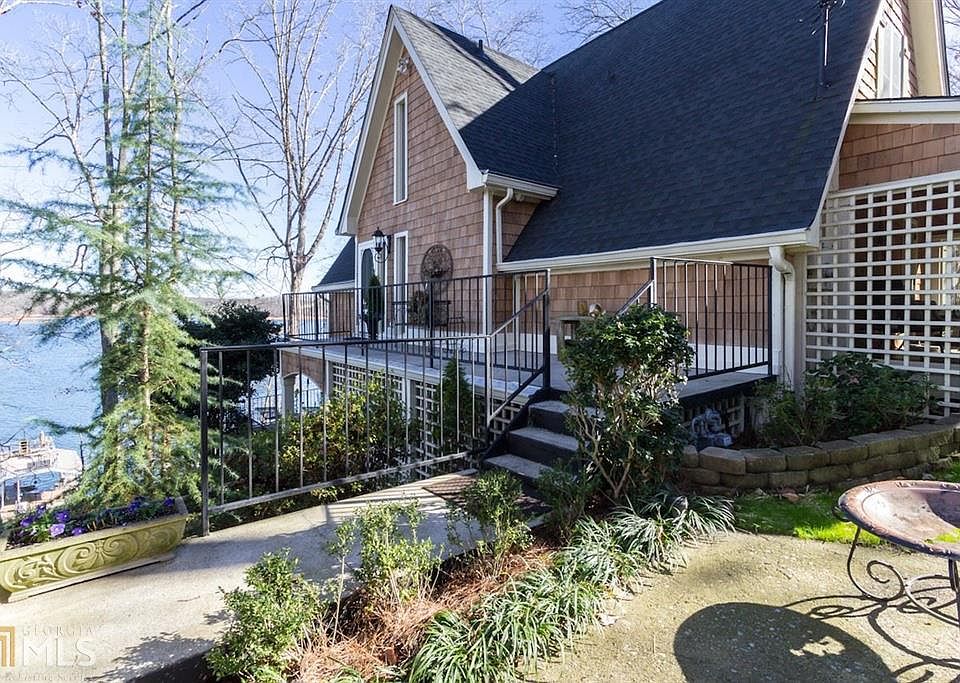 1st image of 3490 Montvale Dr