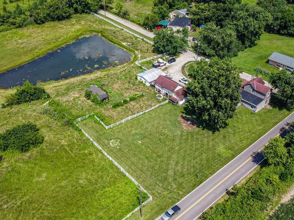 2393 Gephart Rd, Hamilton, OH 45011