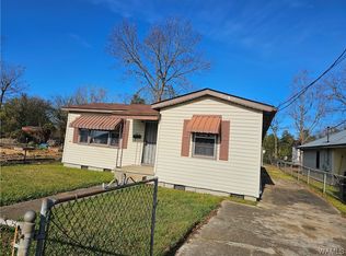 1203 E Pettus St, Demopolis, AL 36732