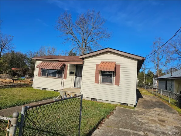 1203 E Pettus St, Demopolis, AL 36732