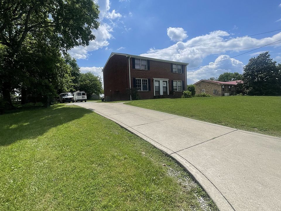 2nd image of 303 Donna Dr